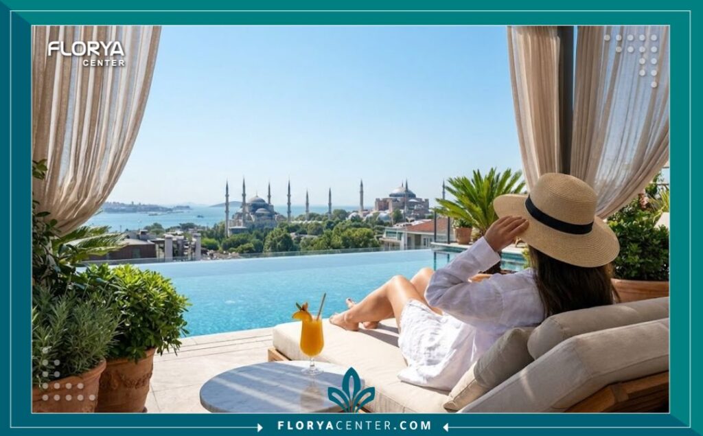 صورة تعبر عن السياحة العلاجية في تركيا، تظهر مريضاً في فترة النقاهة يستجم بجانب مسبح فاخر يطل على معالم إسطنبول التاريخية بعد إجراء جراحة تجميل.