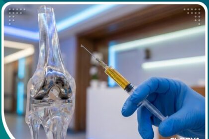 واجهة مقال عن حقن الزيت للمفاصل في تركيا تظهر طبيب متخصص وأدوات طبية حديثة.