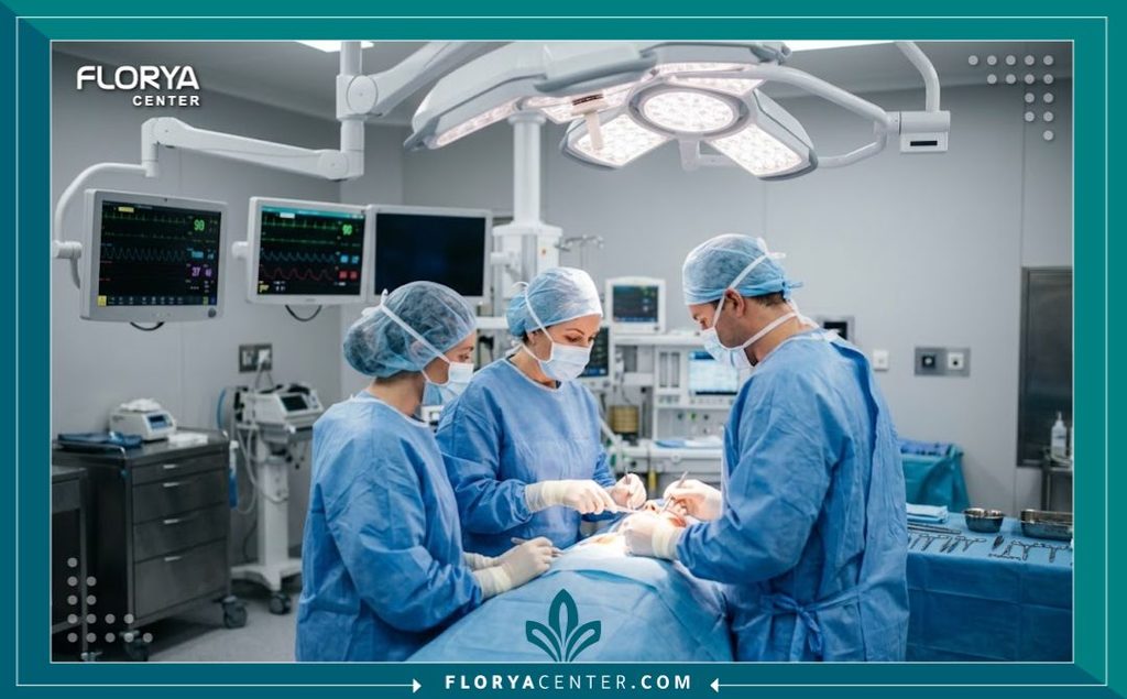غرفة عمليات حديثة مجهزة بأحدث التقنيات لإجراء جراحة الكورسيه الداخلي لشد البطن بأمان تام.